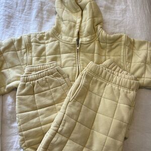 Aritzia TNA Cozy Boyfriend Quilted Yellow Hoodie and Joggers Set
